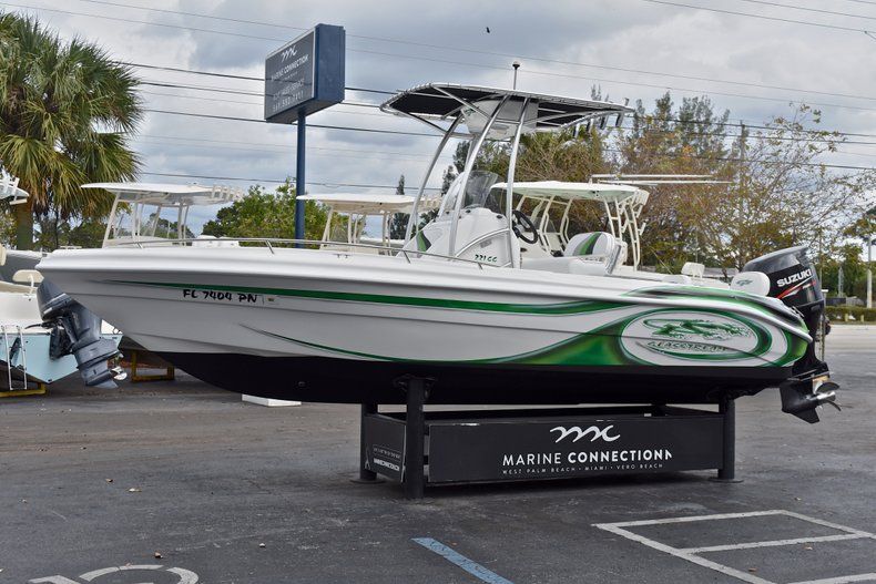 Thumbnail 3 for Used 2014 Glasstream 221 Center Console boat for sale in West Palm Beach, FL