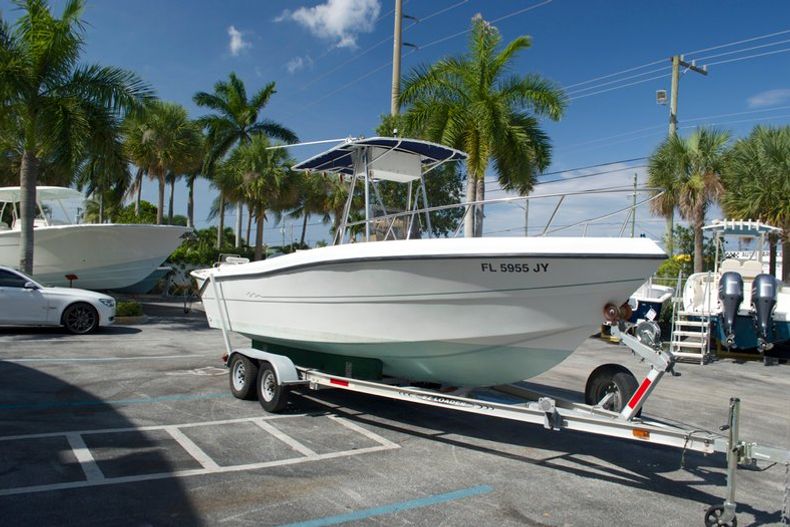 Thumbnail 2 for Used 1998 Pro Sports 2200 Center Console boat for sale in West Palm Beach, FL