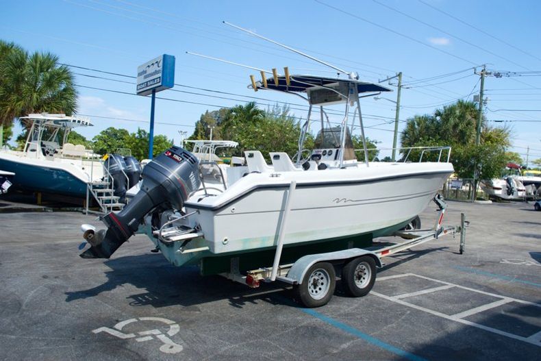 Thumbnail 4 for Used 1998 Pro Sports 2200 Center Console boat for sale in West Palm Beach, FL