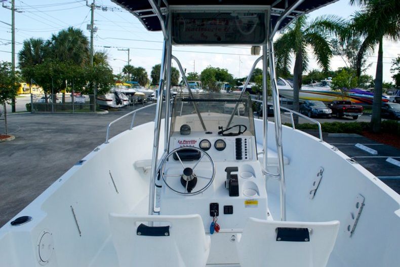 Thumbnail 8 for Used 1998 Pro Sports 2200 Center Console boat for sale in West Palm Beach, FL