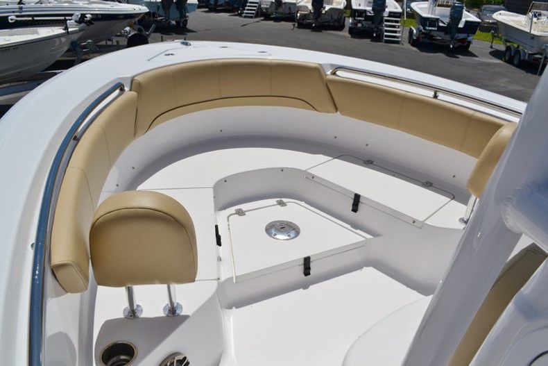 Thumbnail 17 for New 2015 Sportsman Heritage 231 Center Console boat for sale in Miami, FL
