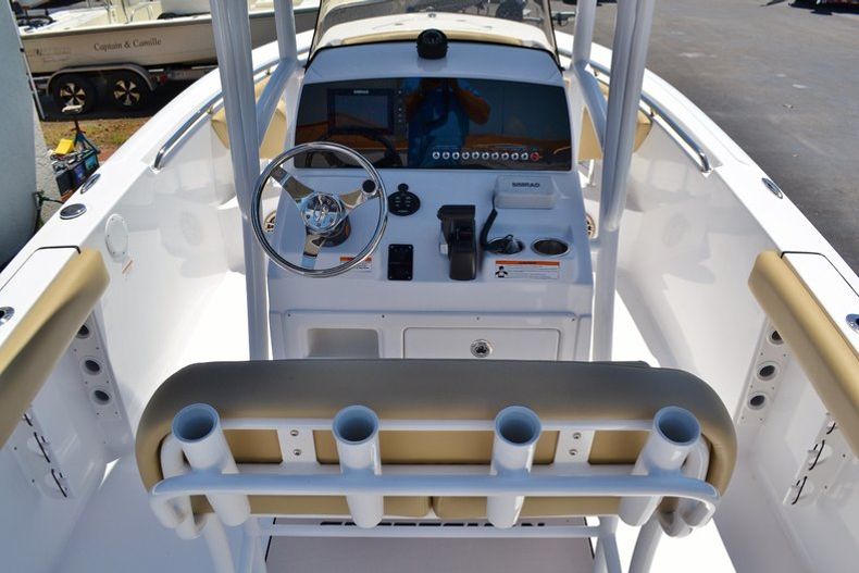 Thumbnail 10 for New 2015 Sportsman Heritage 231 Center Console boat for sale in Miami, FL