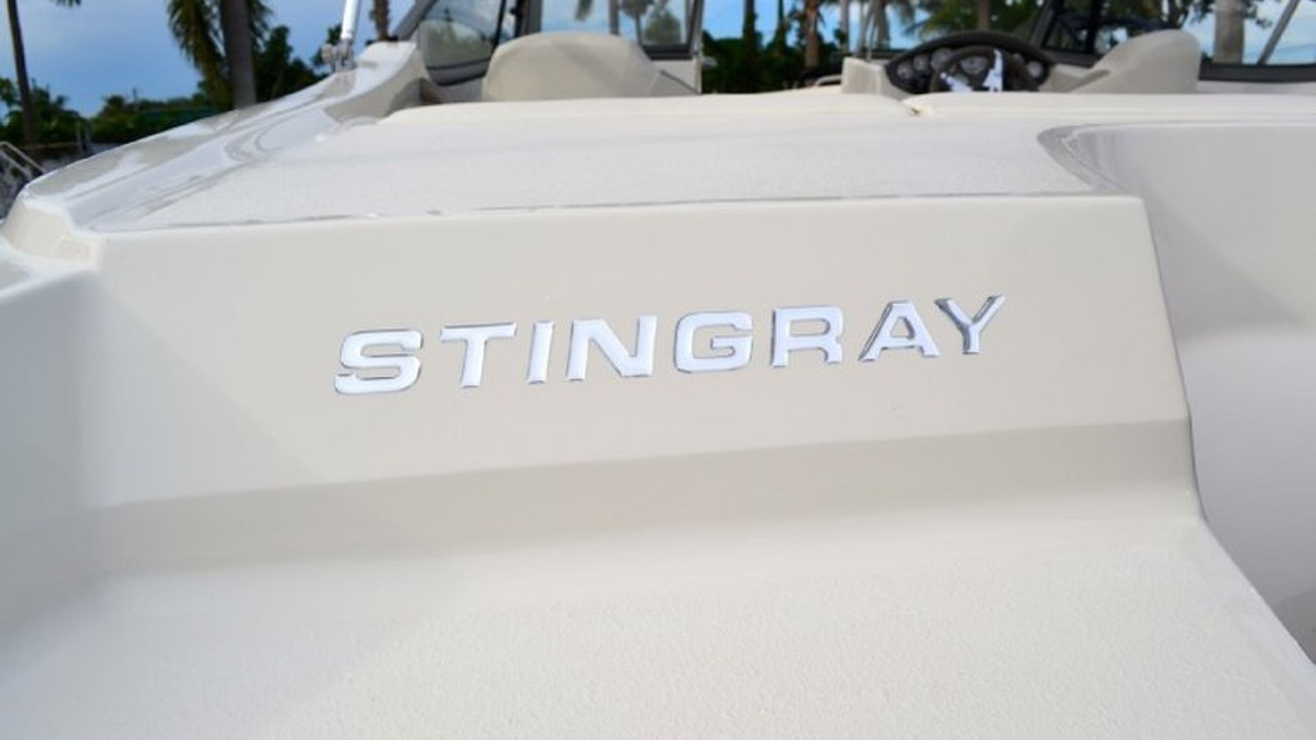 New 2013 Stingray 191 LX Bowrider #S9YR image 24