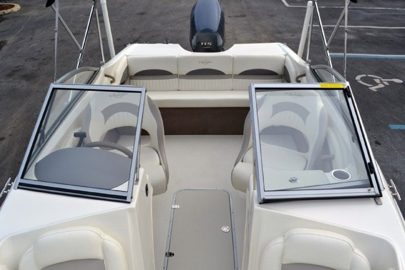Thumbnail 63 for New 2013 Stingray 191 LX Bowrider boat for sale in West Palm Beach, FL