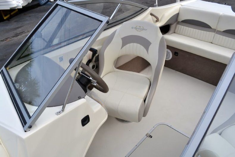 Thumbnail 65 for New 2013 Stingray 191 LX Bowrider boat for sale in West Palm Beach, FL