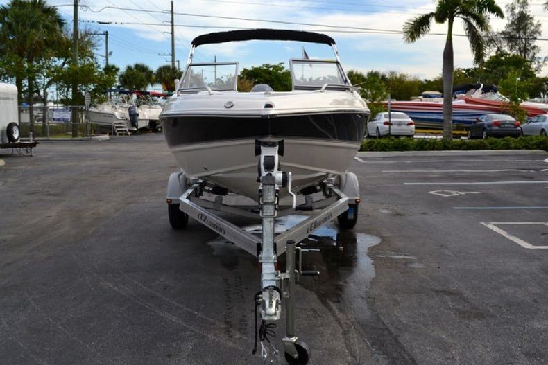 Thumbnail 2 for New 2013 Stingray 191 LX Bowrider boat for sale in West Palm Beach, FL