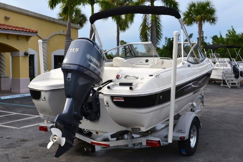 Thumbnail 7 for New 2013 Stingray 191 LX Bowrider boat for sale in West Palm Beach, FL