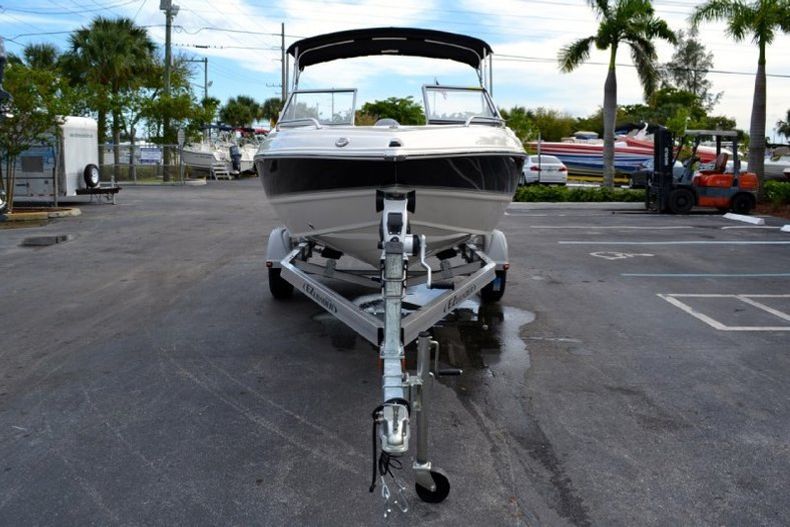 Thumbnail 10 for New 2013 Stingray 191 LX Bowrider boat for sale in West Palm Beach, FL