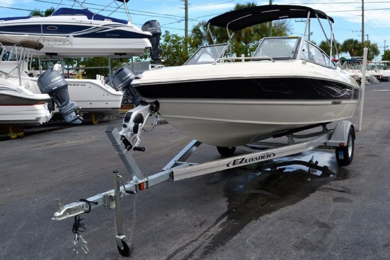 Thumbnail 11 for New 2013 Stingray 191 LX Bowrider boat for sale in West Palm Beach, FL