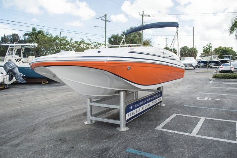 Thumbnail 7 for New 2015 Hurricane SunDeck Sport SS 188 OB boat for sale in West Palm Beach, FL