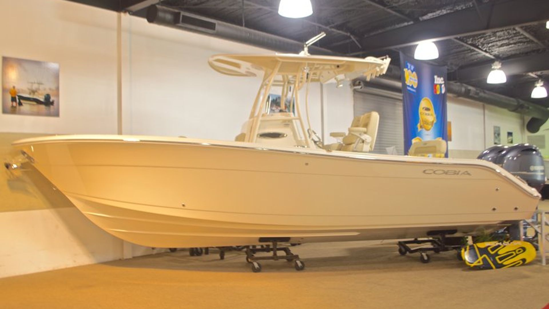 New 2016 Cobia 261 Center Console #Y008 image 1