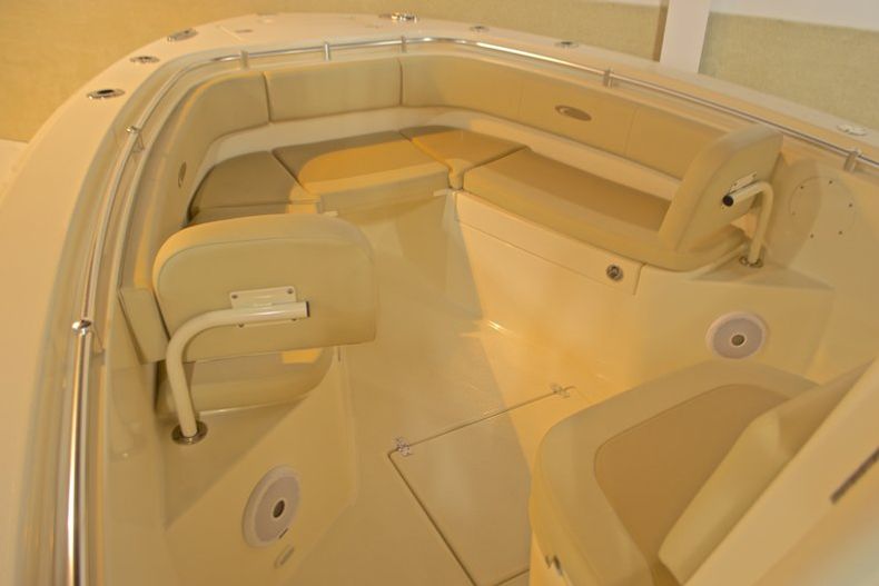 Thumbnail 19 for New 2016 Cobia 261 Center Console boat for sale in West Palm Beach, FL