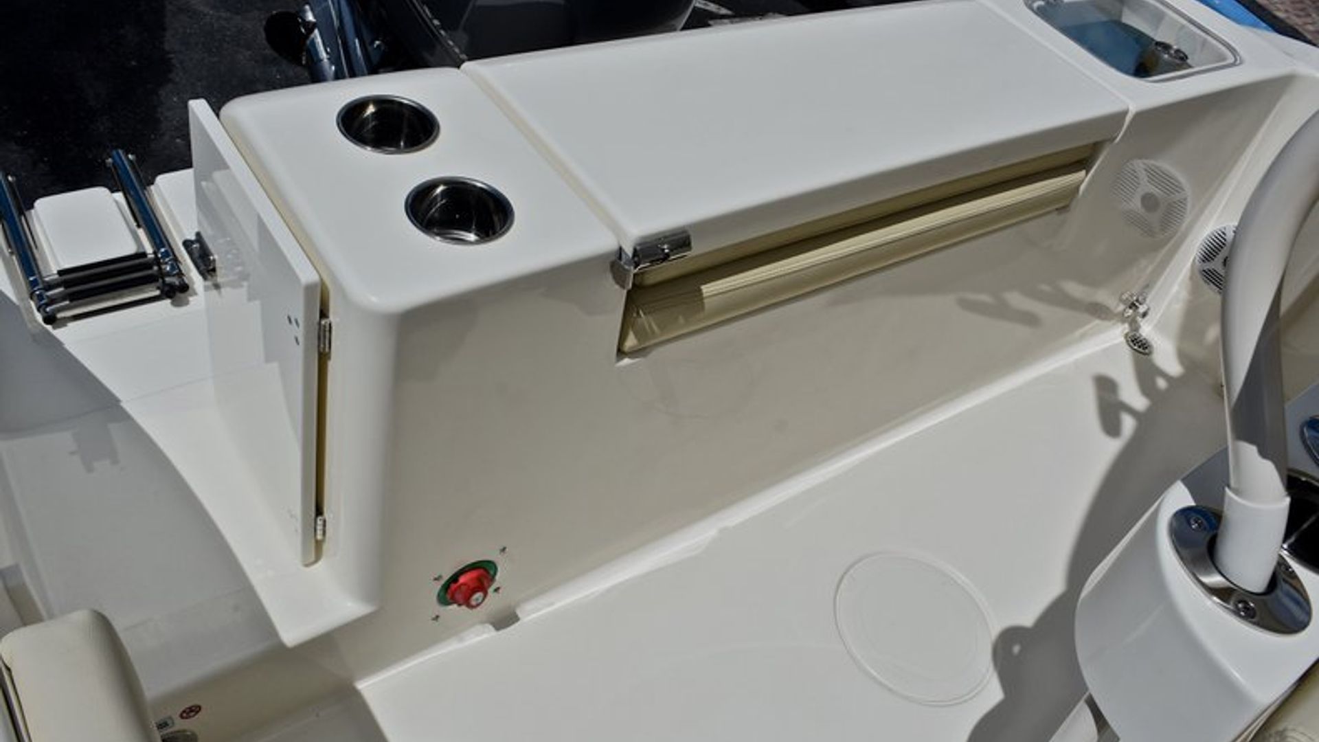 New 2017 Cobia 201 Center Console #T048 image 12