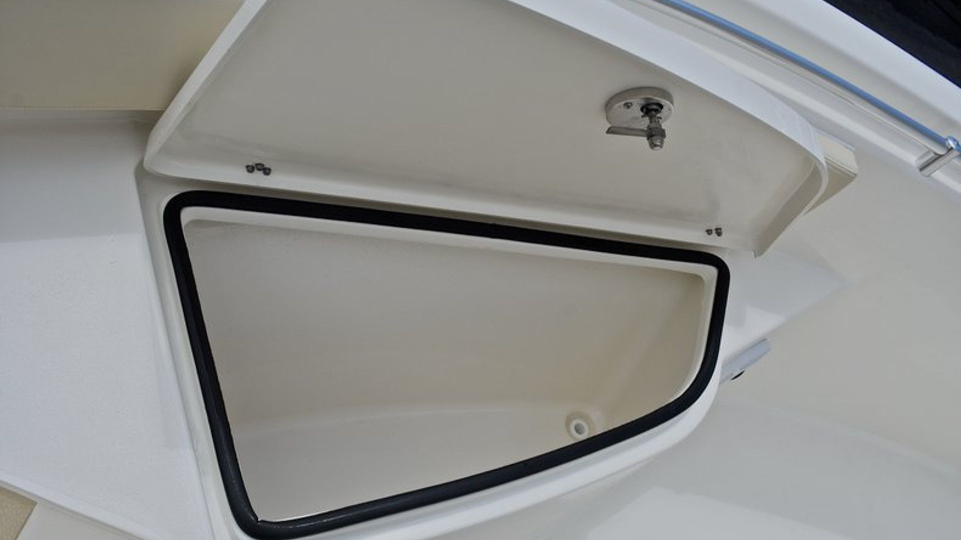 New 2017 Cobia 201 Center Console #T048 image 45