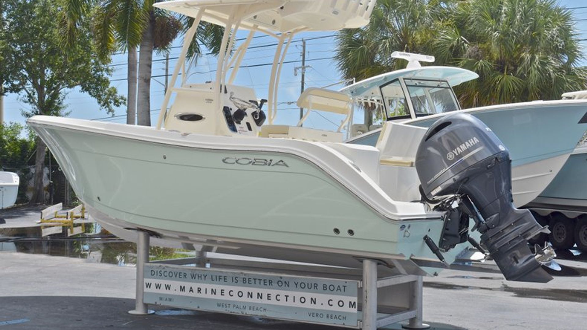 New 2017 Cobia 201 Center Console #T048 image 7