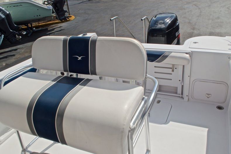 Thumbnail 28 for Used 2010 Pro-Line 23 Sport Center Console boat for sale in West Palm Beach, FL