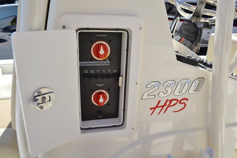 Thumbnail 16 for New 2015 Pathfinder 2300 HPS Bay Boat boat for sale in Vero Beach, FL