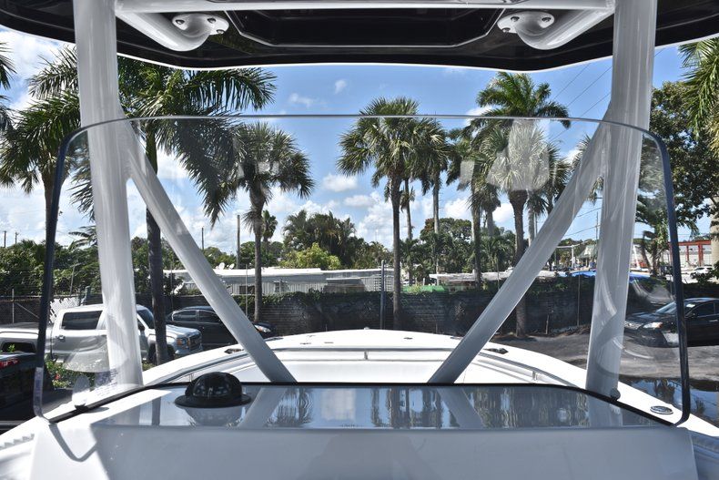 Thumbnail 39 for New 2019 Blackfin 242CC Center Console boat for sale in West Palm Beach, FL