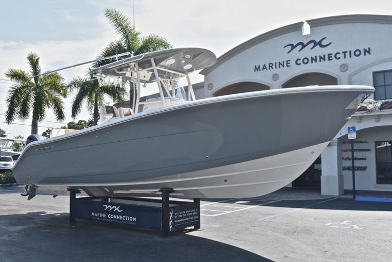 Thumbnail 1 for New 2019 Cobia 277 Center Console boat for sale in Miami, FL