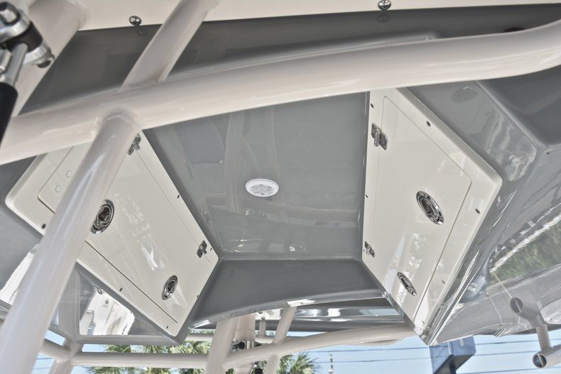 Thumbnail 32 for New 2019 Cobia 277 Center Console boat for sale in Miami, FL