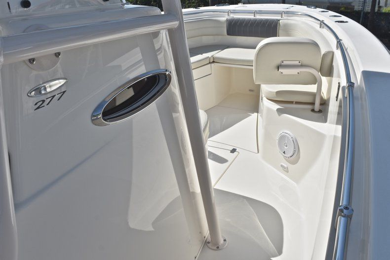 Thumbnail 48 for New 2019 Cobia 277 Center Console boat for sale in Miami, FL