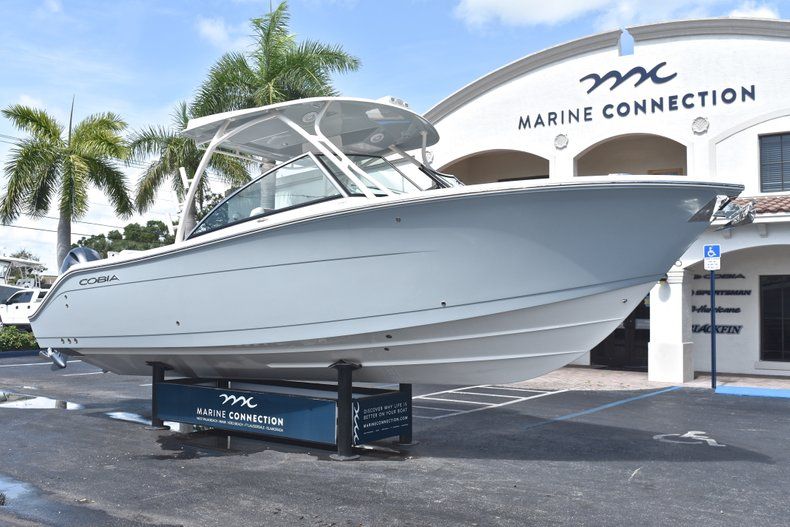 Thumbnail 1 for New 2018 Cobia 280 DC Dual Console boat for sale in West Palm Beach, FL