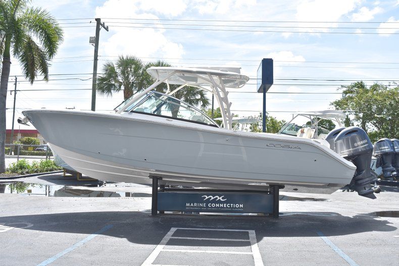 Thumbnail 5 for New 2018 Cobia 280 DC Dual Console boat for sale in West Palm Beach, FL