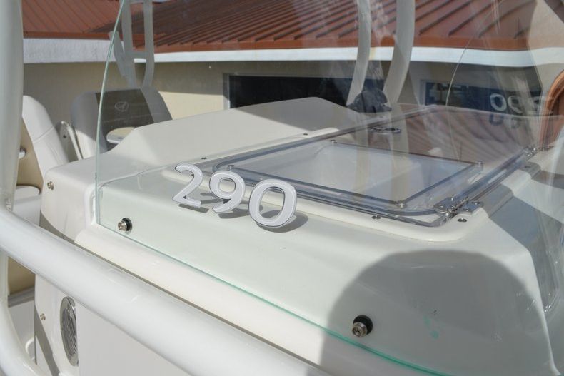 Thumbnail 19 for New 2016 Sailfish 290 CC Center Console boat for sale in West Palm Beach, FL