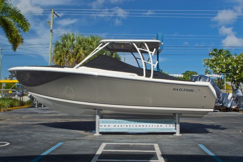 Thumbnail 12 for New 2017 Sailfish 275 Dual Console boat for sale in West Palm Beach, FL