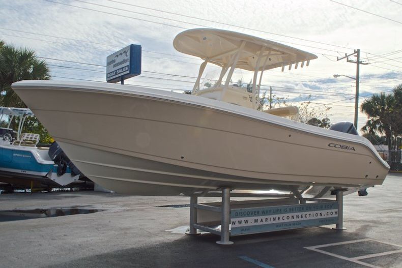 Thumbnail 4 for New 2017 Cobia 237 Center Console boat for sale in West Palm Beach, FL