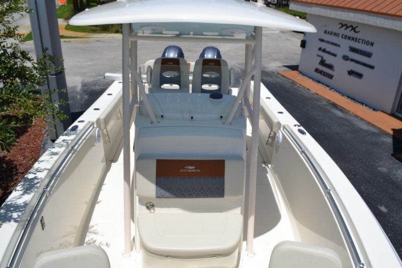 Thumbnail 16 for New 2018 Cobia 277 Center Console boat for sale in Islamorada, FL