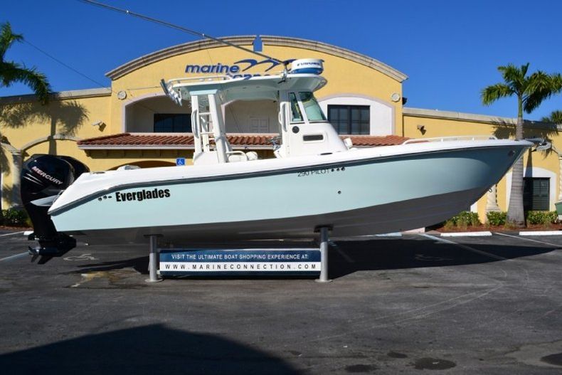 Used 2006 Everglades 290 Pilot boat for sale in West Palm Beach, FL
