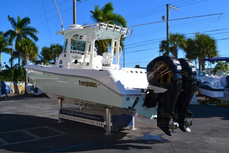 Thumbnail 9 for Used 2006 Everglades 290 Pilot boat for sale in West Palm Beach, FL