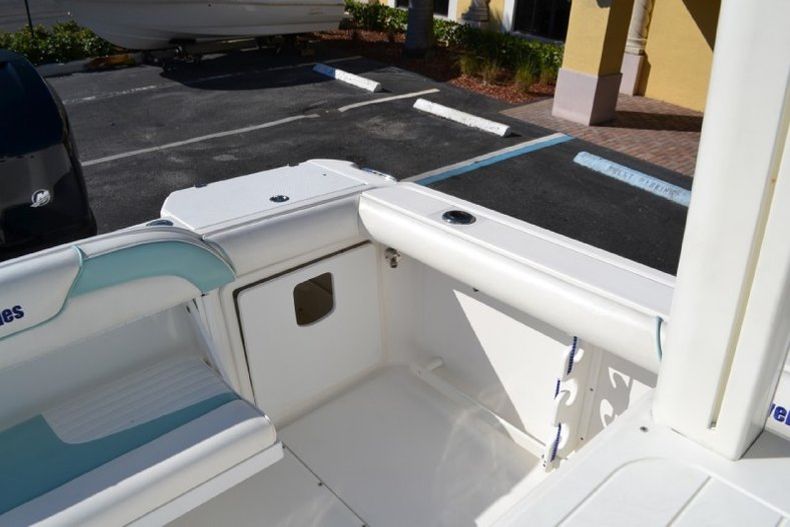 Thumbnail 42 for Used 2006 Everglades 290 Pilot boat for sale in West Palm Beach, FL