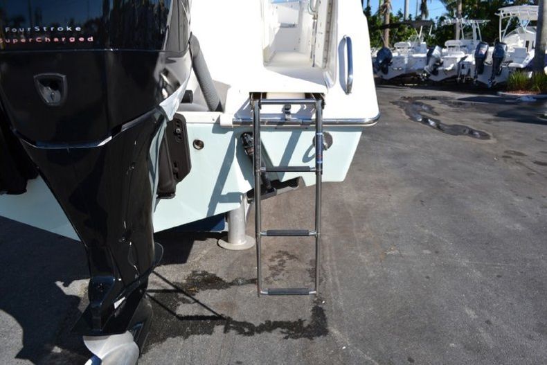 Thumbnail 35 for Used 2006 Everglades 290 Pilot boat for sale in West Palm Beach, FL