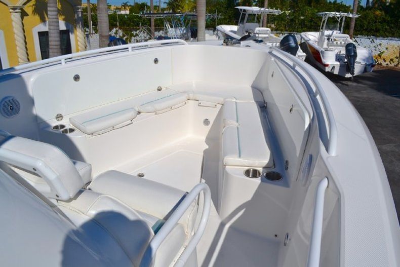 Thumbnail 109 for Used 2006 Everglades 290 Pilot boat for sale in West Palm Beach, FL