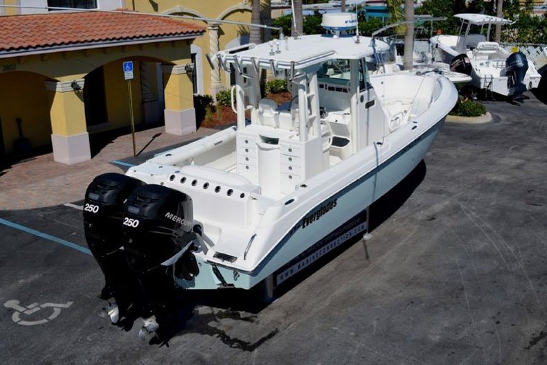 Thumbnail 135 for Used 2006 Everglades 290 Pilot boat for sale in West Palm Beach, FL