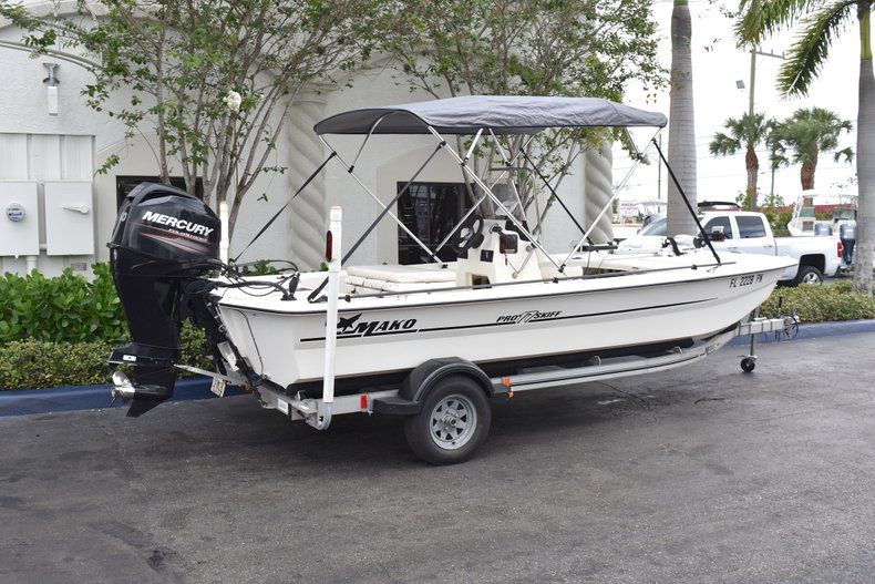 Used 2013 Mako Pro Skiff 17 Center Console boat for sale in West Palm Beach, FL