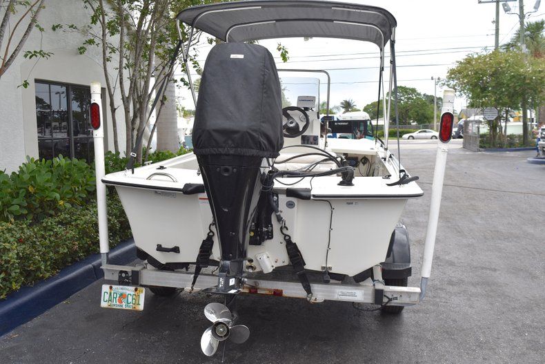 Thumbnail 4 for Used 2013 Mako Pro Skiff 17 Center Console boat for sale in West Palm Beach, FL