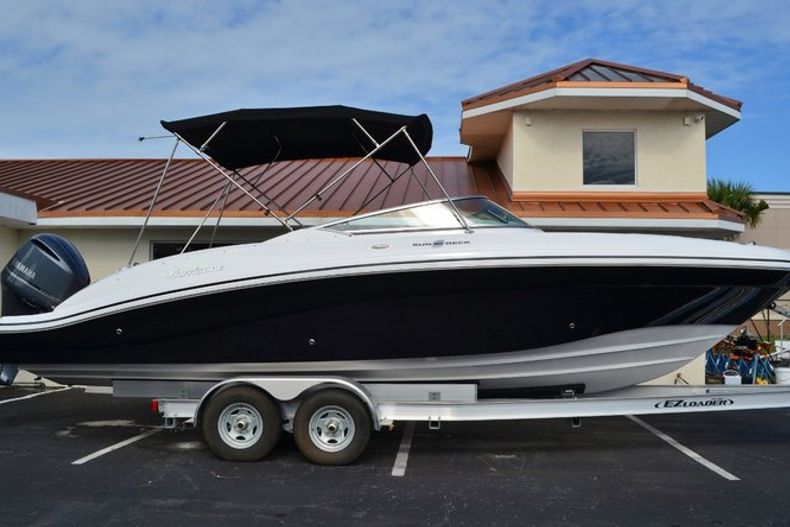 New 2015 Hurricane SunDeck SD 2690 OB boat for sale in West Palm Beach, FL