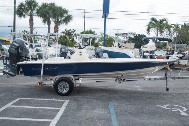Thumbnail 3 for Used 2008 Sterling 200XS boat for sale in West Palm Beach, FL