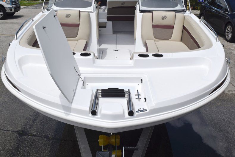 Thumbnail 3 for New 2019 Hurricane 217 SunDeck OB boat for sale in West Palm Beach, FL