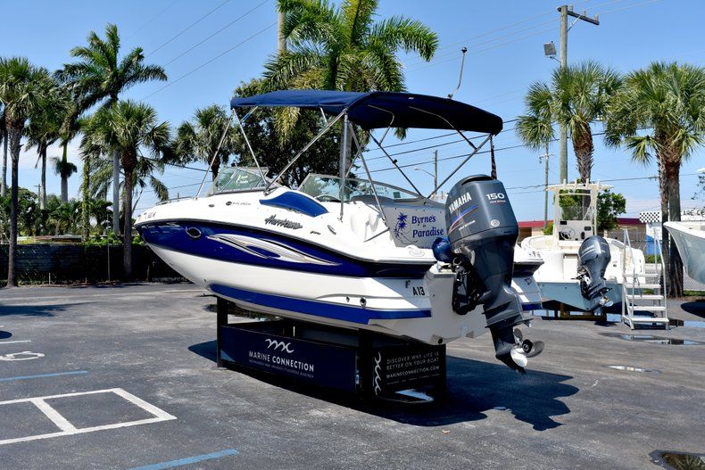 Thumbnail 6 for Used 2008 Hurricane SunDeck 220 OB boat for sale in West Palm Beach, FL
