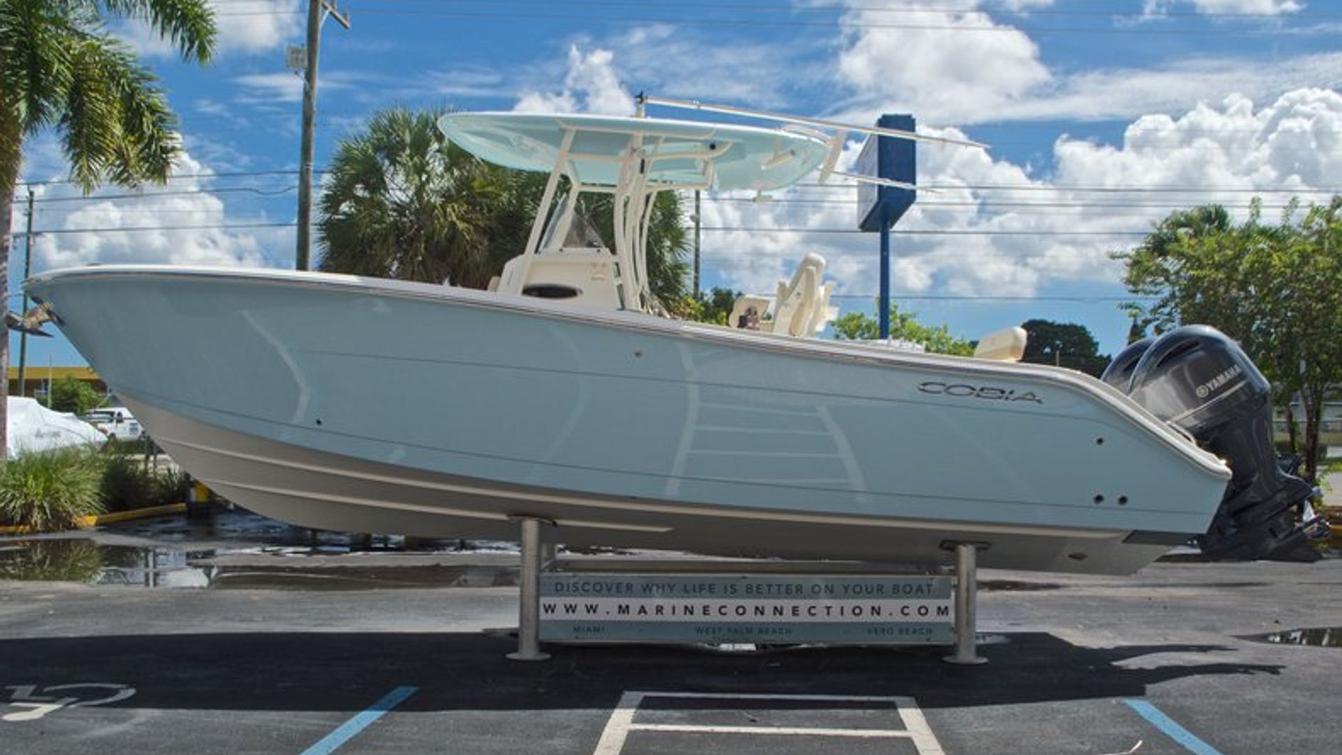 New 2017 Cobia 277 Center Console #W093 image 7