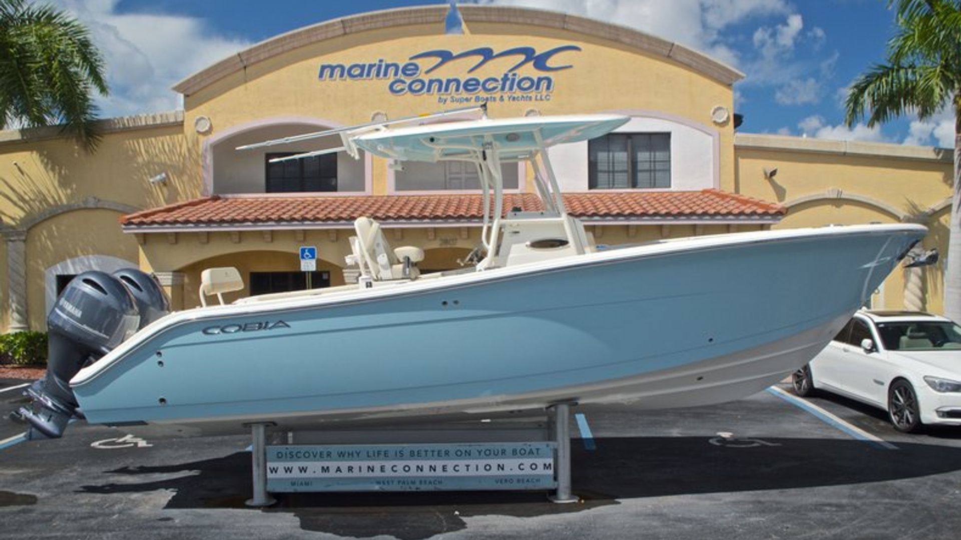 New 2017 Cobia 277 Center Console #W093 image 1