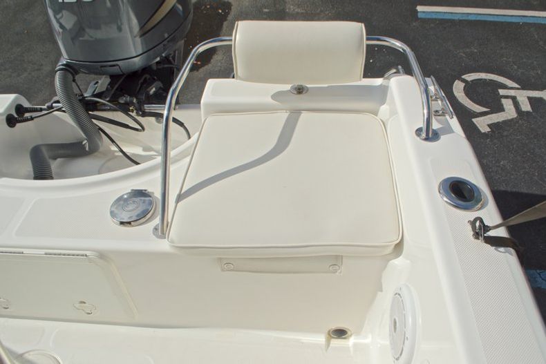 Thumbnail 16 for Used 2007 Century 2001 Center Console boat for sale in West Palm Beach, FL