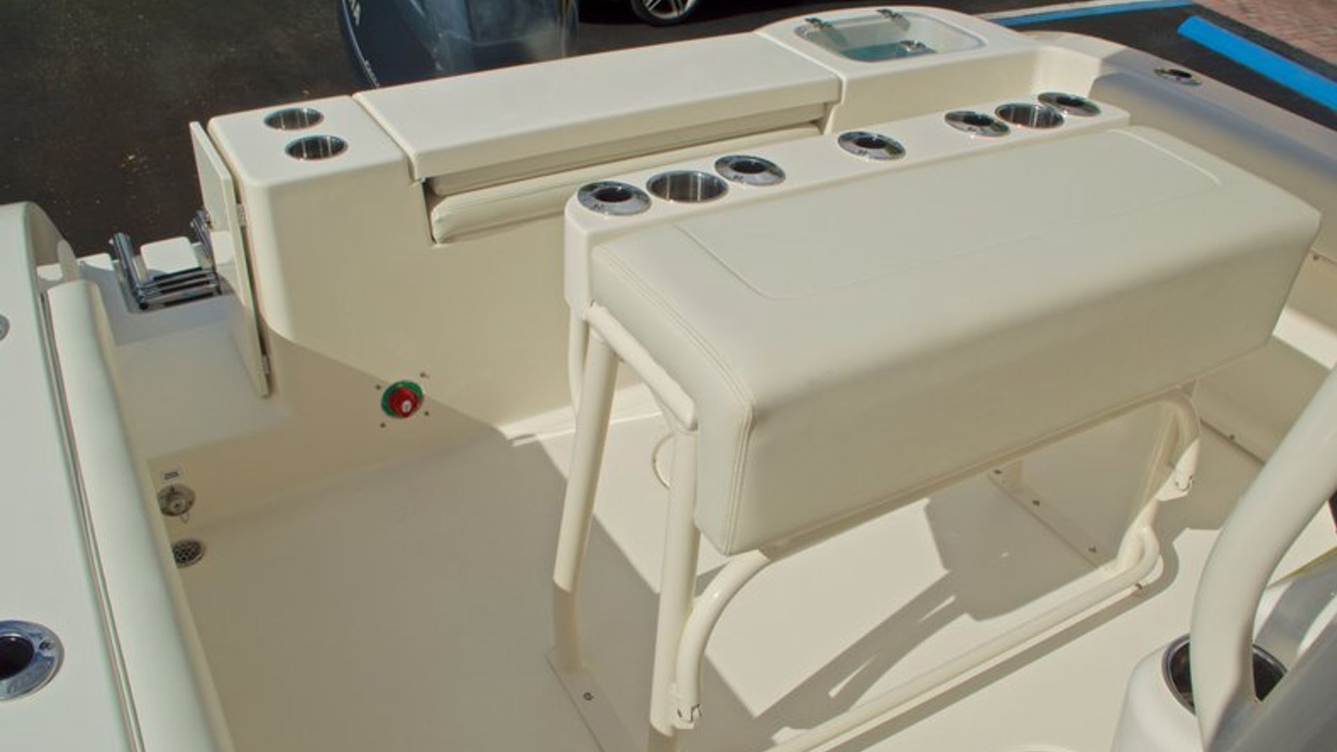 New 2017 Cobia 201 Center Console #T002 image 13