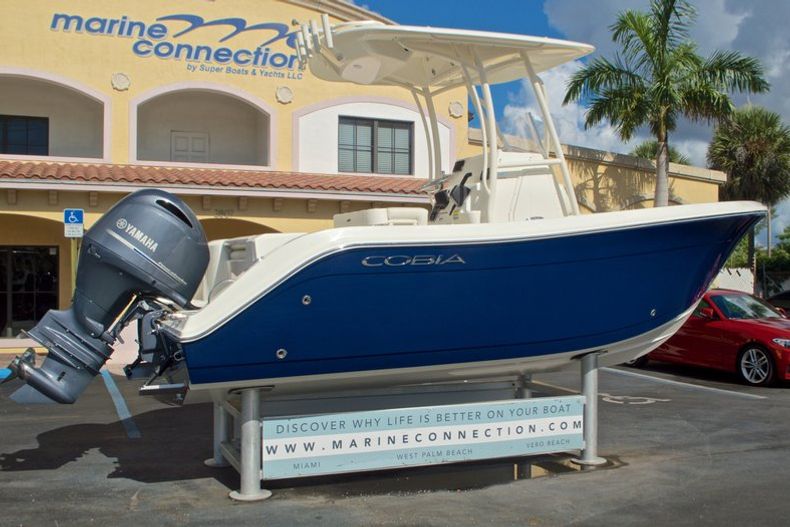 Thumbnail 8 for New 2017 Cobia 201 Center Console boat for sale in Miami, FL