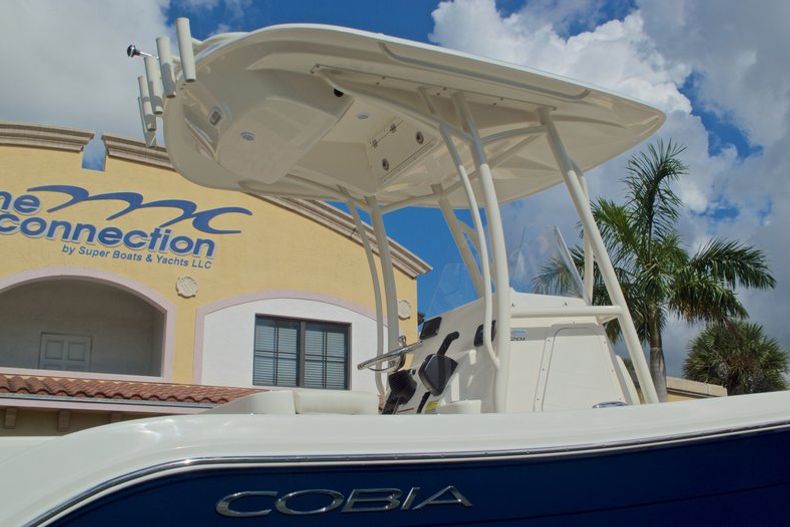 Thumbnail 9 for New 2017 Cobia 201 Center Console boat for sale in Miami, FL