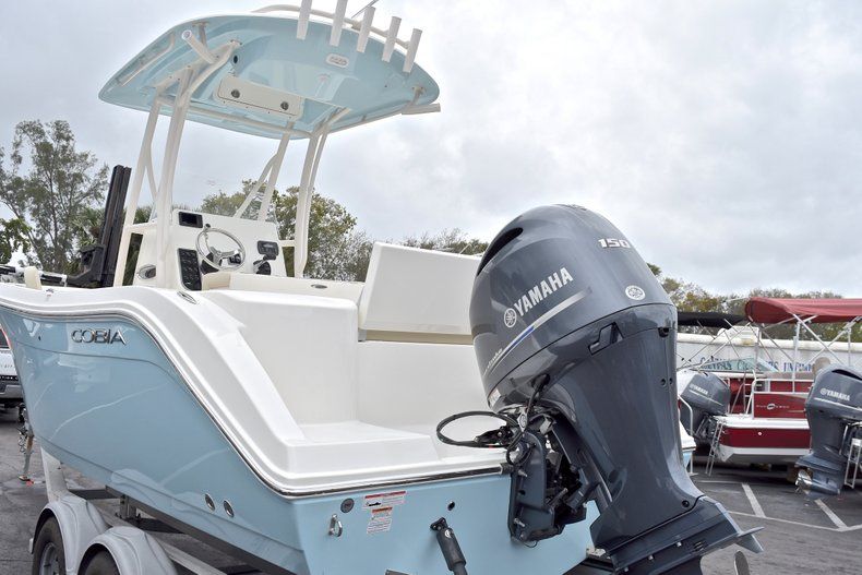 Thumbnail 4 for New 2018 Cobia 220 Center Console boat for sale in Miami, FL